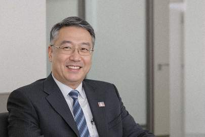 代表者 羽根拓也